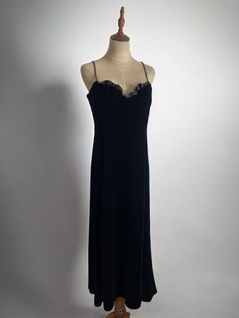 Giorgio Armani Vintage Samtkleid Schwarz 90er Gr. 38–40 CH