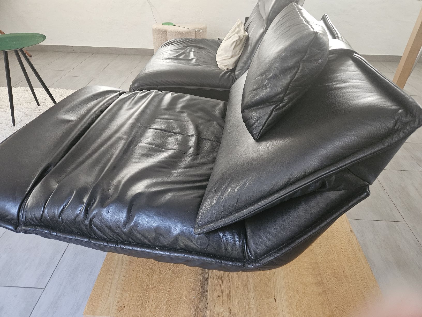 Poltrone: koinor fauteuil édit cuir noir – Usato da Vicques venduto da Natoch 2