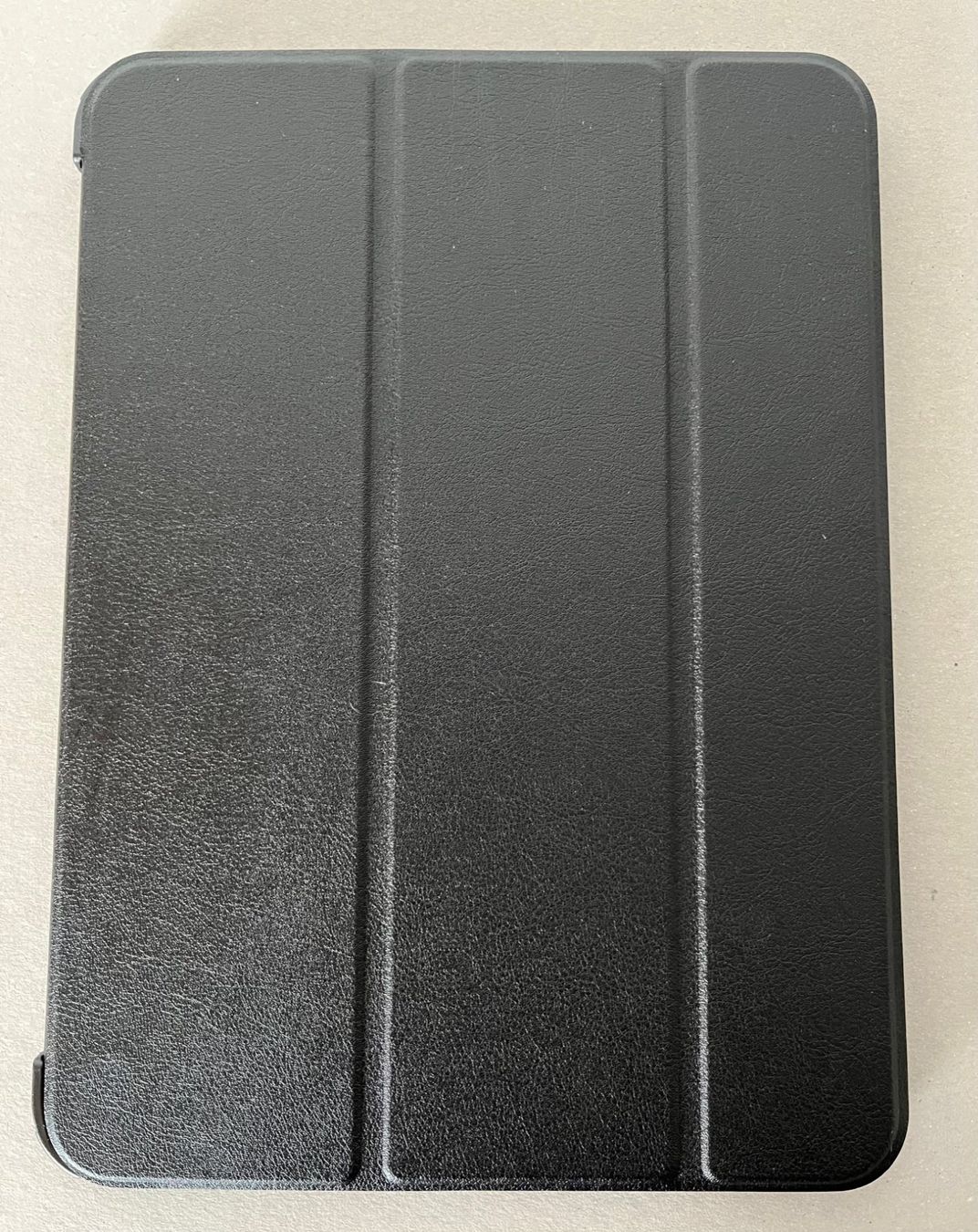 Covers & Taschen: Hülle Cover iPad 2022 10. Generation 10.9" Hardcase – Neu und originalverpackt aus Utzigen von Flyblue 3