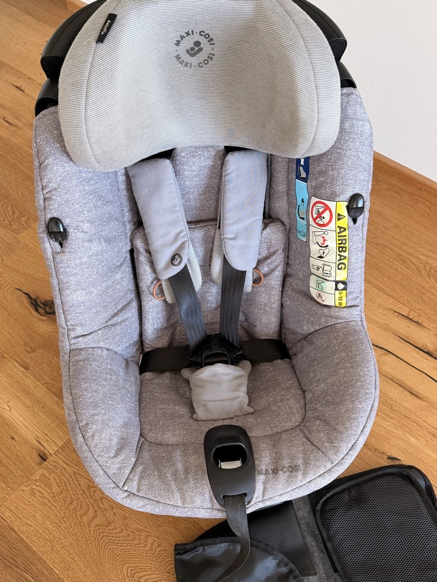 Seggiolini per auto: Maxi-Cosi Kindersitz mit ISOFIX, Unfallfrei  – Usato da Teufen AR venduto da arz_yjz9 1