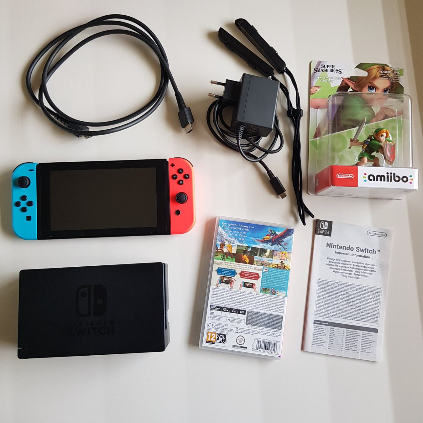 Nintendo Console: Nintendo Switch Konsole + Pokémon + Zelda + amiibo – Usato da Münchenstein venduto da 2DGames 8