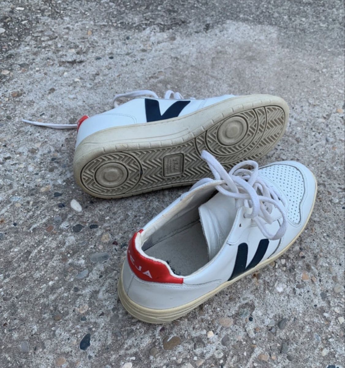 Veja Chaussures hommes: Veja Sneakers - Gr. 42 – D'occasion à Zürich par Pali_Ro 1