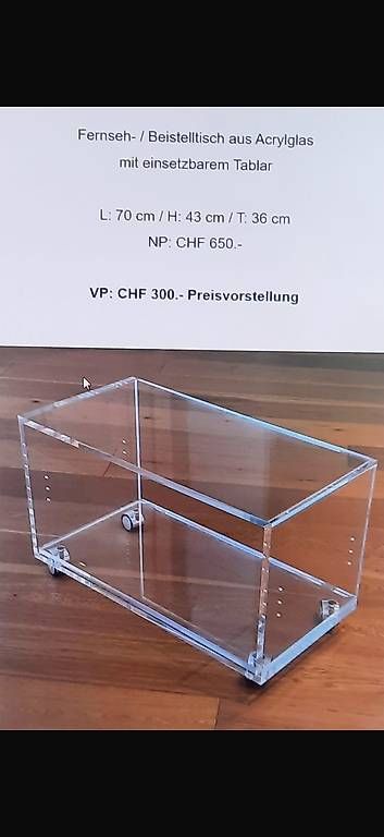 Mobili TV: Fernseh-/Beistelltisch – Usato da Zizers venduto da Nicole_Dickenmann
