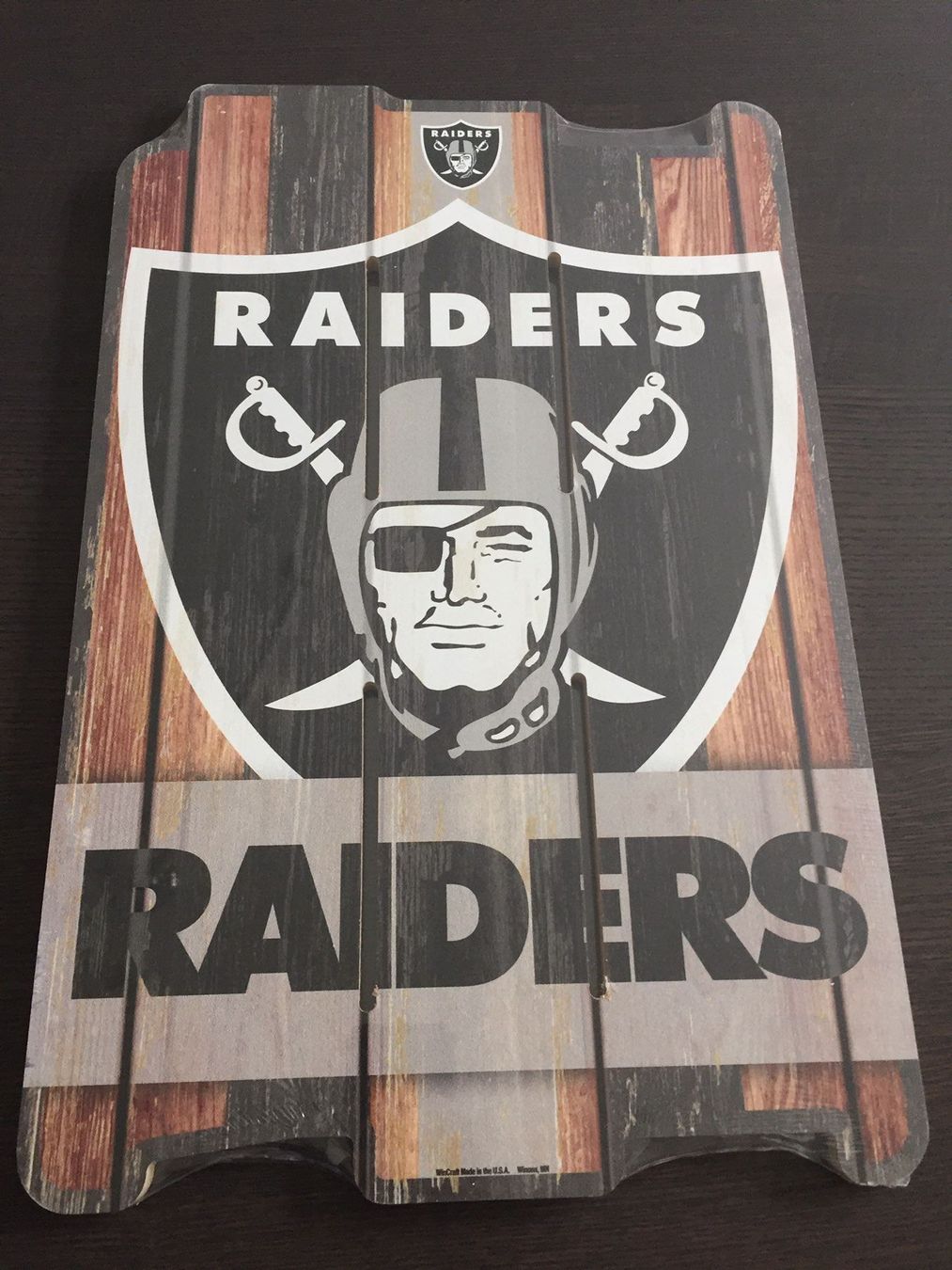 Alle Dekorationen: Las Vegas Raiders Wanddeko – Neu und originalverpackt aus Muttenz von US_Sport_Schweiz
