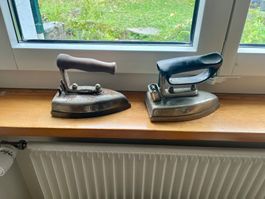 Antike Bügeleisen, 2 Stück, Vintage!