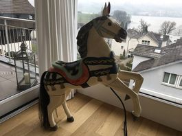 Antikes Karusellpferd