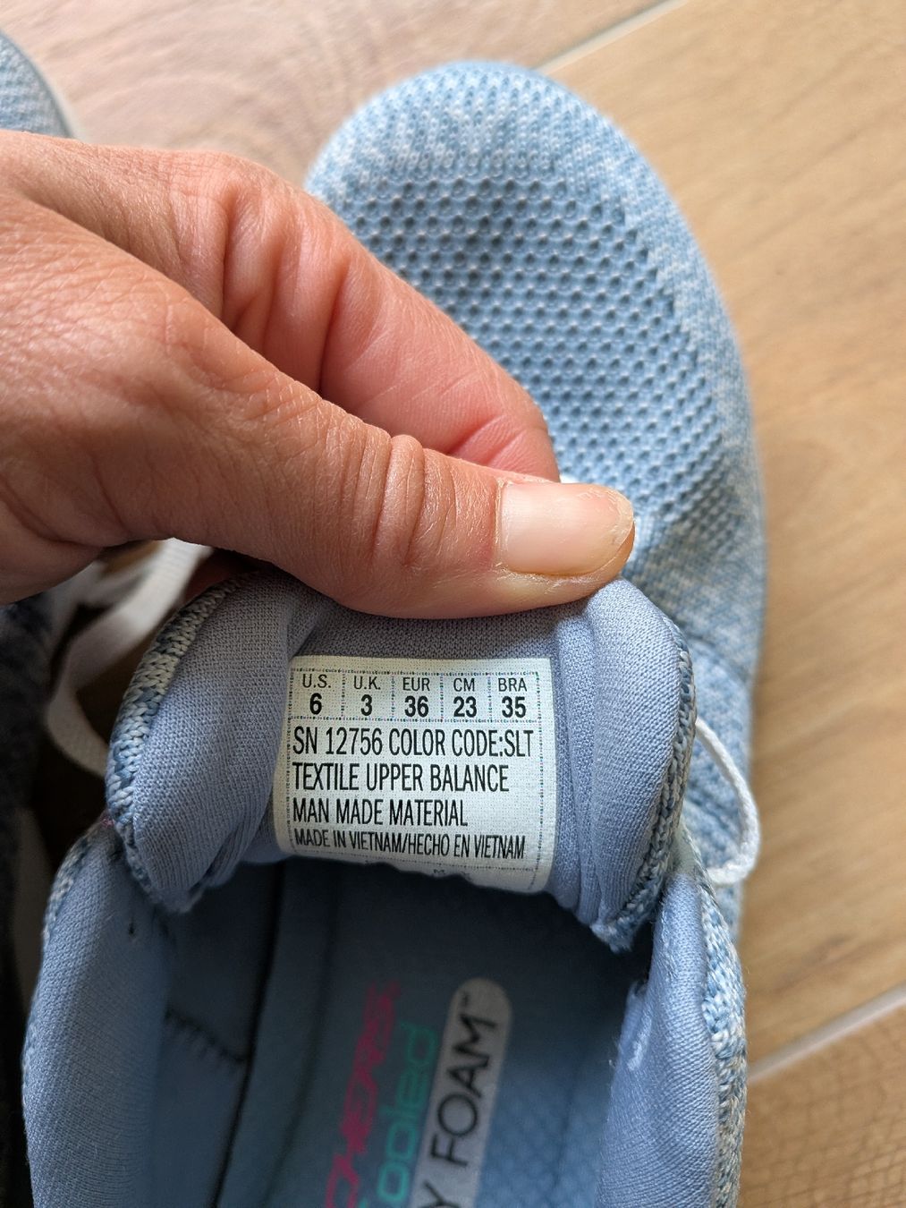 Skechers Damenschuhe: Sketchers Air-cooled memory foam Grösse 36 – Gebraucht aus Eschenbach SG von SanFranciscoCalifornia 4