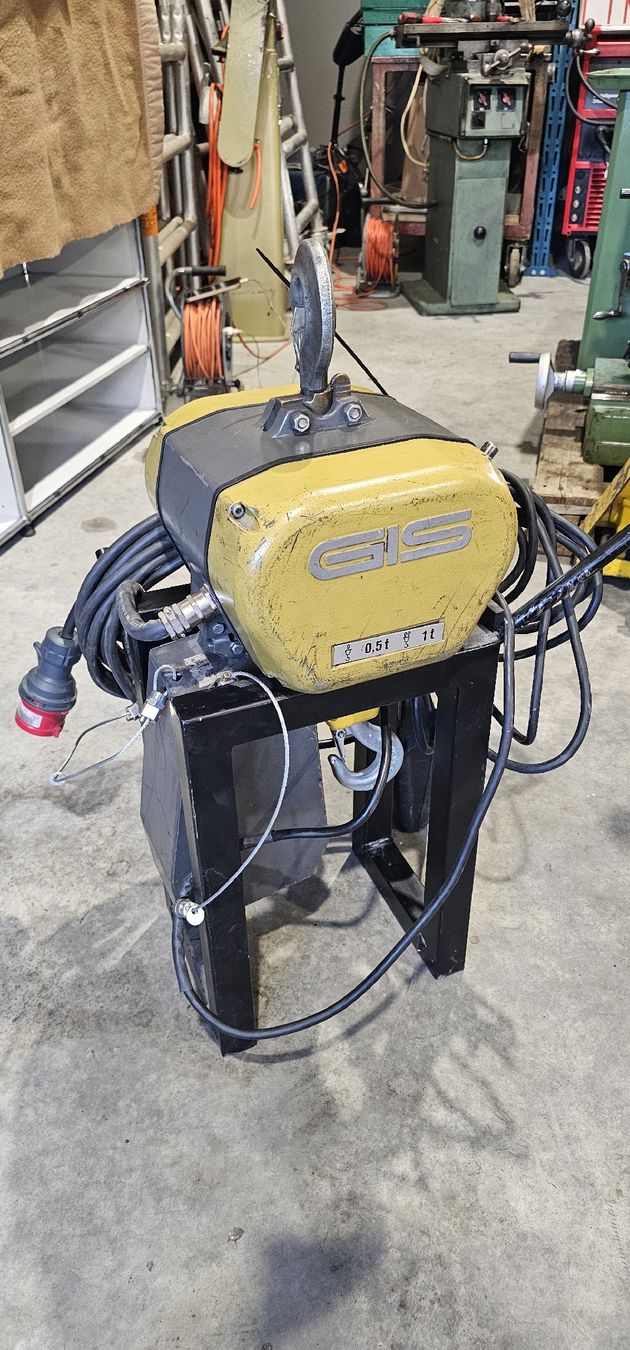 Demag Mehrzweckzüge: GIS Kran 0.5t-1t – Gebraucht aus Emmenbrücke von meu_2j8p