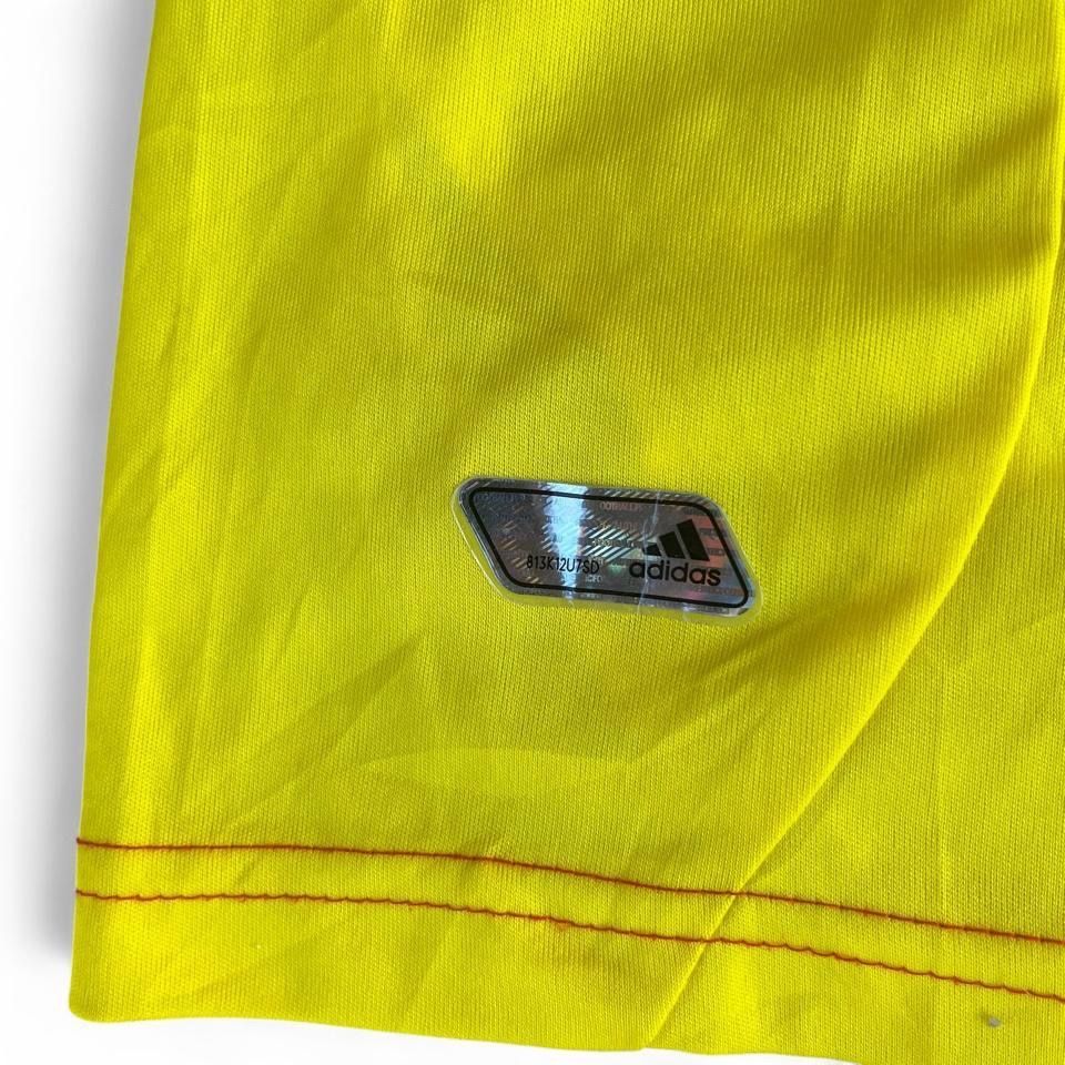 Adidas Canottiere & Pantaloni: Columbia Trikot 2014 Adidas – Usato da Riehen venduto da RESTREET 3