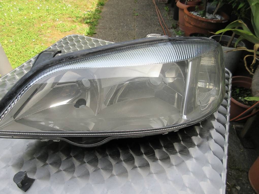 Opel Fari: Phare avant gauche Opel Astra G – Usato da Champagne venduto da nan_2dwz