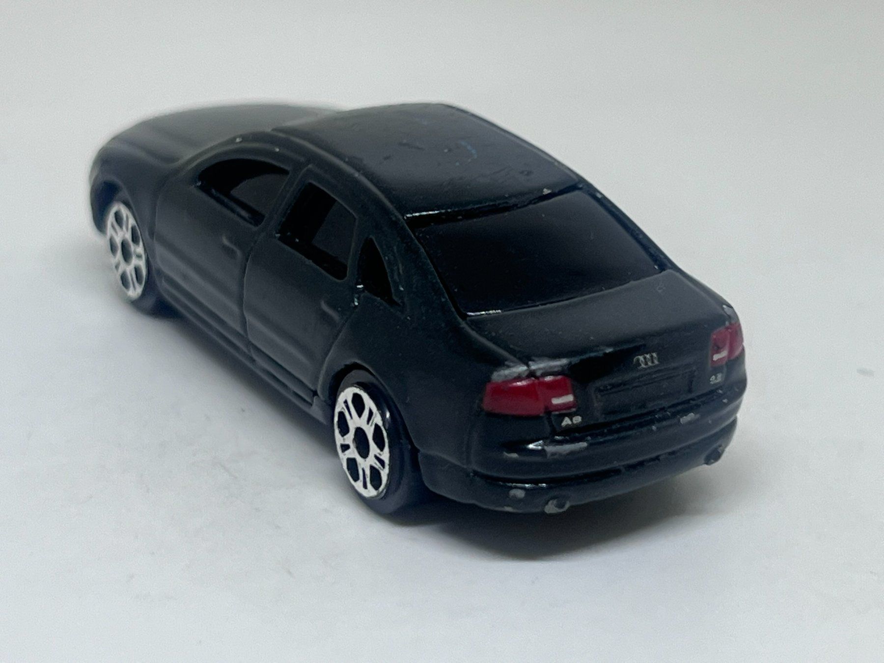 Maisto Voitures modèles: Maisto Audi A8 #667 – D'occasion à Wildegg par LaaBoutique 2