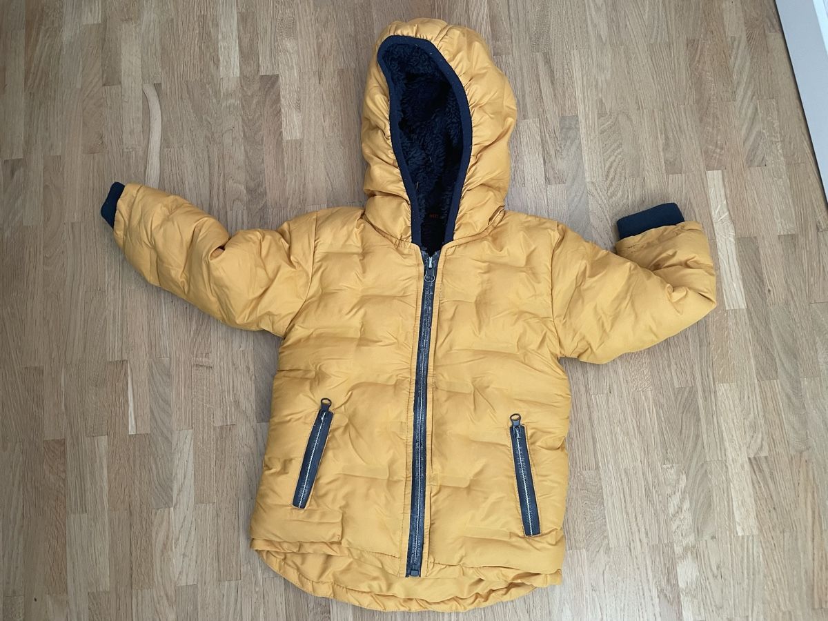 Jacken & Mäntel: Winterjacke Gelb Gr 18 Monate – Gebraucht aus Zürich von Martuski
