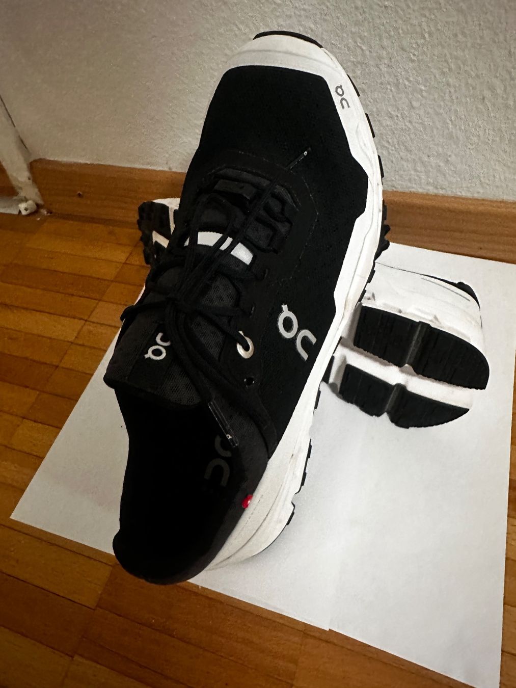 On Damenschuhe: On Cloud Schuhe – Neu (gemäss Beschreibung) aus Zürich von fer_mhr9 4
