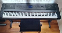 Piano Yamaha DGX-660
