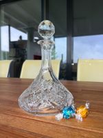 Wunderschöne Kristall-Karate, handgeschliffen, H 27cm