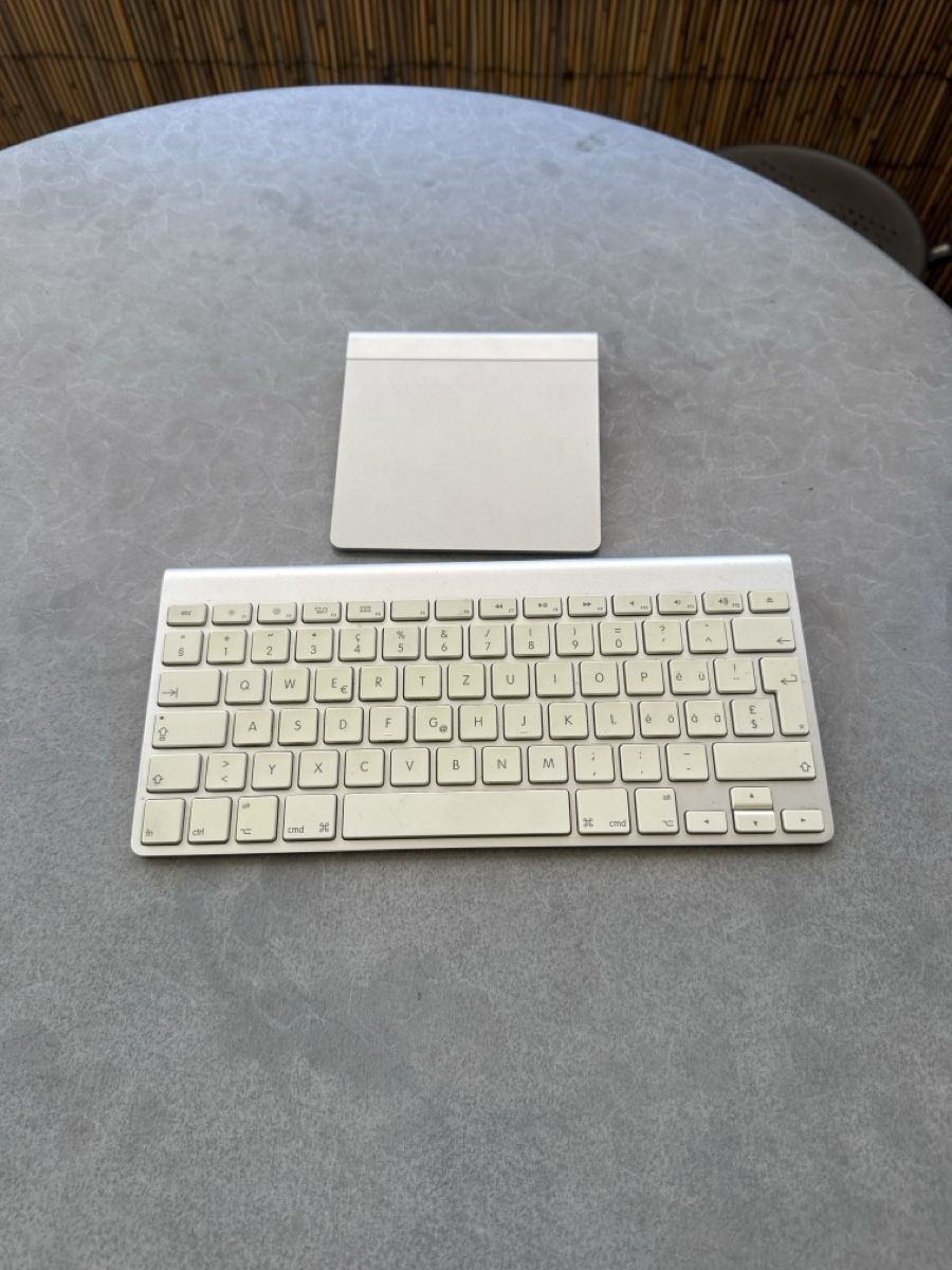 Apple Tastiere: Apple Magic Keyboard und Magic Trackpad Set gebraucht – Usato da St. Gallen venduto da Rikisg