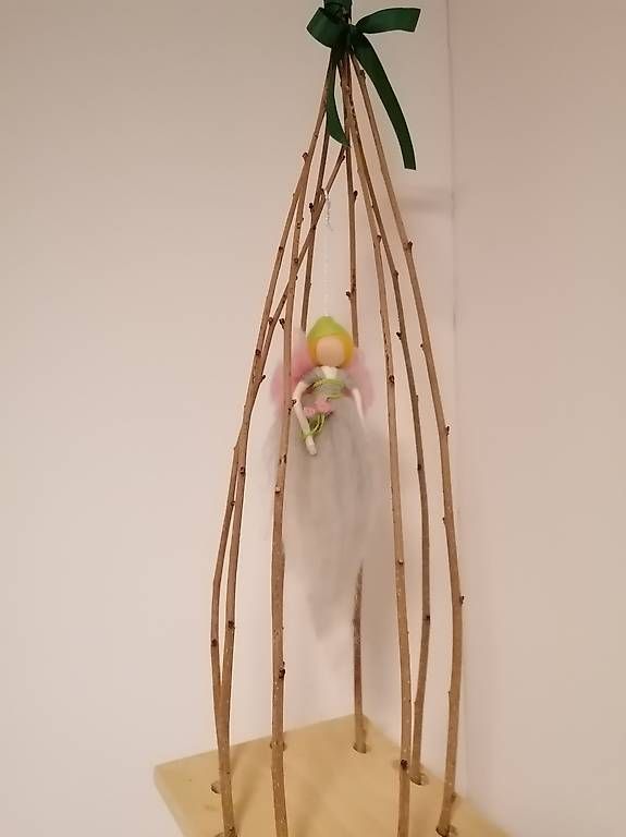 Tutte le decorazioni: Fee mit Weidestäben, Filzfigur, Weide, Weidekunst – Usato da Inwil venduto da Dance78 1