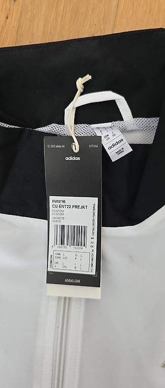 Giacche: Adidas Jacke SC Pisa  – Nuovo e nell'imballaggio originale da Brunnen venduto da Rodge 1