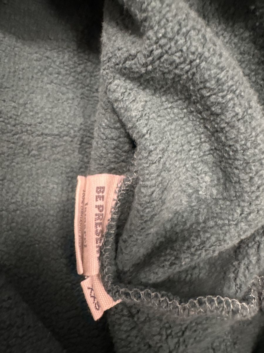 Lamarel Maglioni & Felpe: Lamarel Pullover XXS oversized – Usato da Rümlang venduto da svent 5