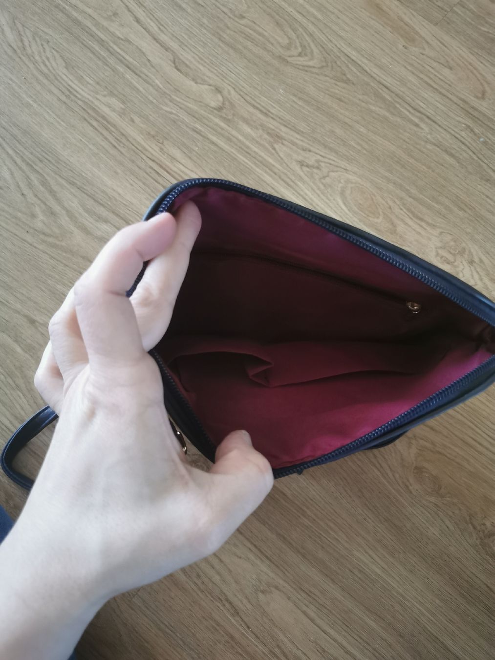 Borse da donna: Handtasche blau/rot – Nuovo (secondo la descrizione) da Cham venduto da julayla 1