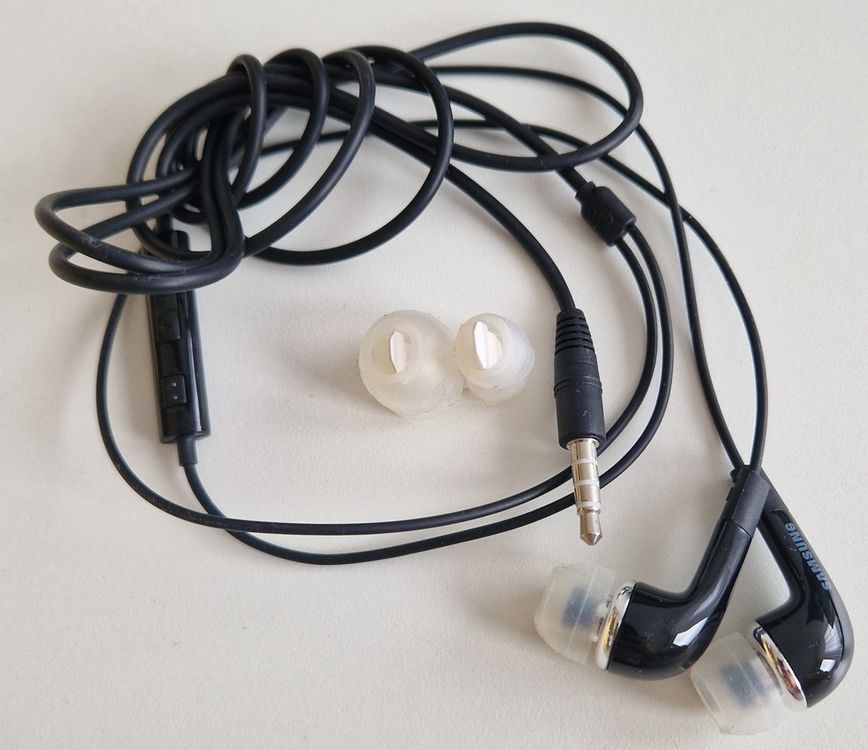 Samsung InEarKopfhörer Kabelgebunden mit Klinkenstecker Kaufen auf Ricardo