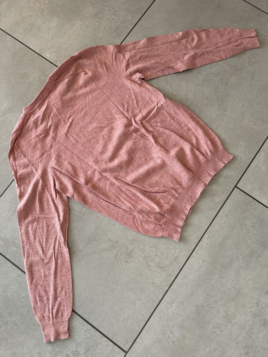 Maglioni & Felpe: Pullover von Primark Grösse.L in Top Zustand – Usato da Lengnau BE venduto da M.Laib 3