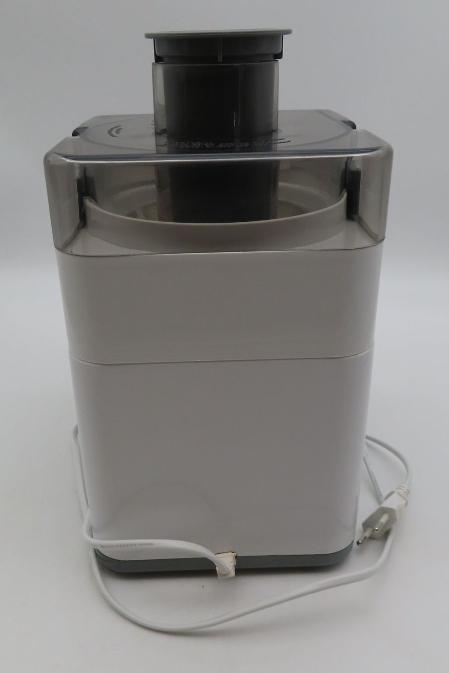Rotel Elettrodomestici da cucina: Rotel Frischsaft-Automat – Usato da Reinach BL venduto da WBZ-Flohmarkt 4