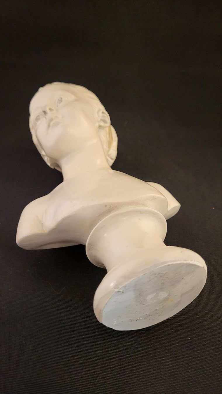 Statuette: Büste Mädchen mit Haarband – Usato da Basel venduto da spinne02 7