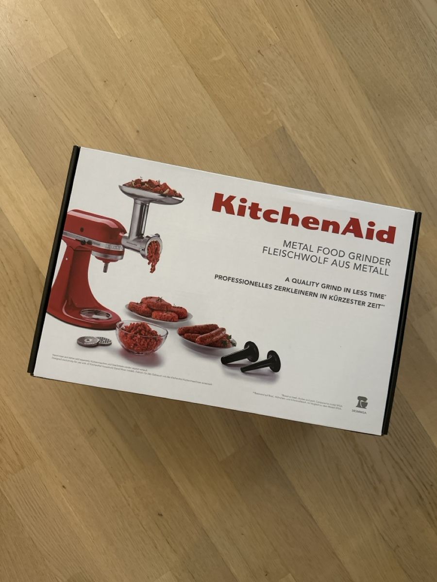 Kitchenaid Küchengeräte: KitchenAid Fleischwolf aus Metall – Neu und originalverpackt aus Greifensee von SellingEverything