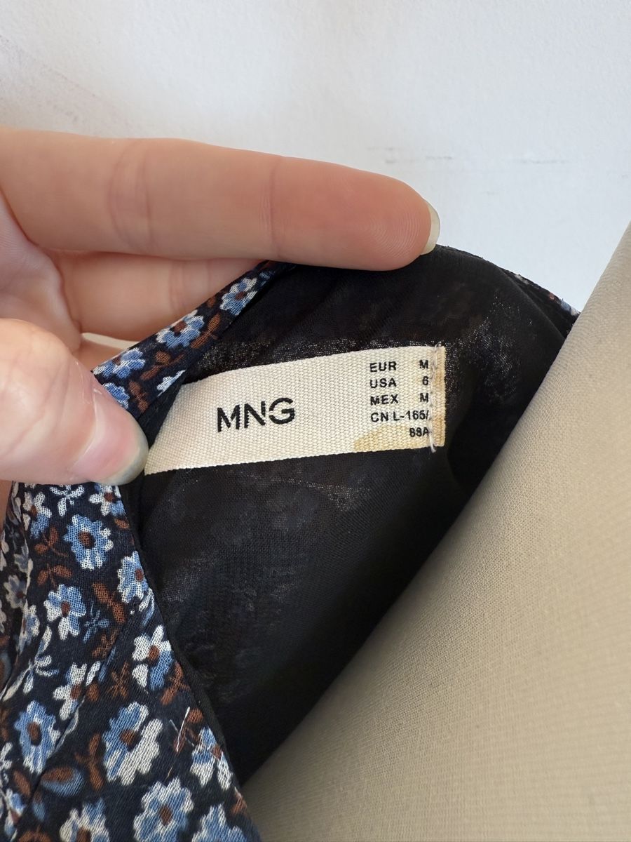Mango Vestiti: Robe fleurie Mango taille M - cintrée – Usato da Lausanne venduto da Stephaniesdressing 2