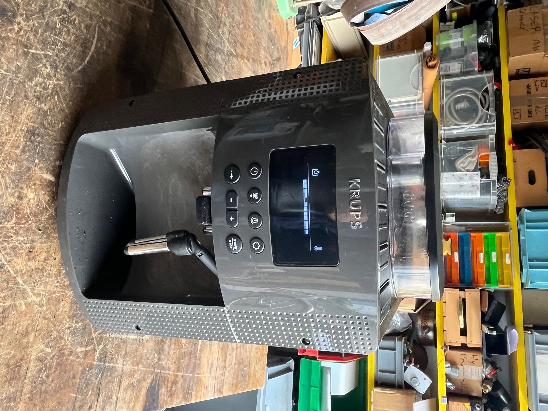 Krups Machines à café & Machines à expresso: Machine à café Krups EA81 – Défectueux à Delémont par Cannonus