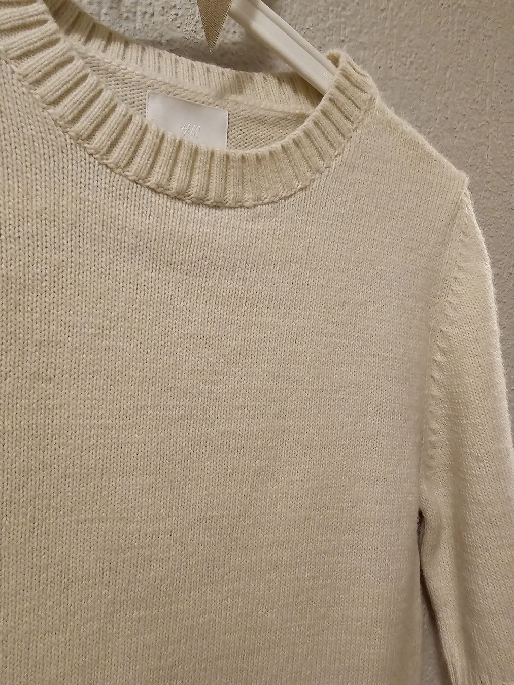 H&M Maglioni & Felpe: H&M Pullover mit Fransen, Crème-Weiss, Grösse M – Nuovo (secondo la descrizione) da Bern venduto da Oscarella 2