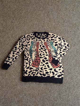 Vintage Leopard Print Jumper. Retro Style. Cosy knit.