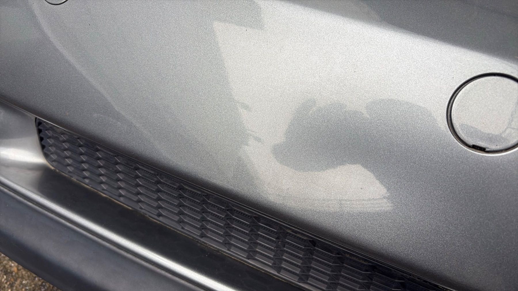 Mini Tutti pezzi di ricambio auto: Stossange hinten mit PDC. Grau met – Usato da Frasnacht venduto da Viste0 4