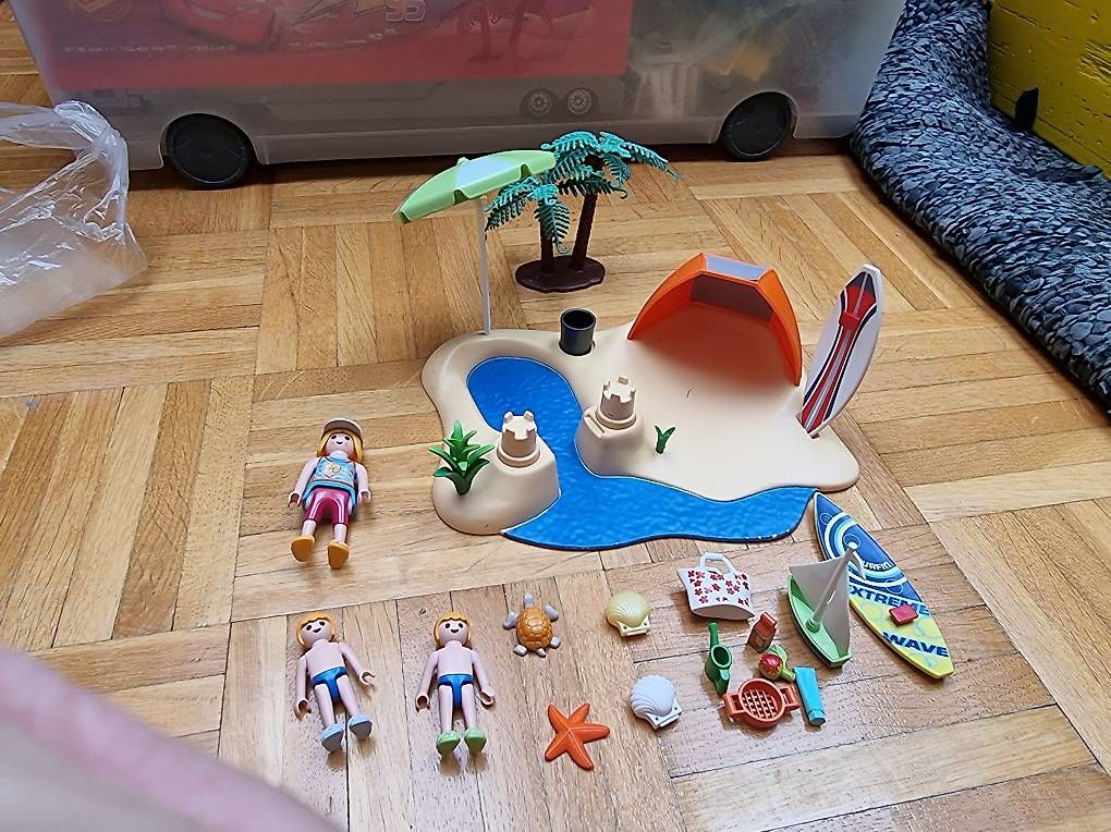 Giocattoli: Playmobil bateau + plage – Usato da Echallens venduto da noe_2fgv 1