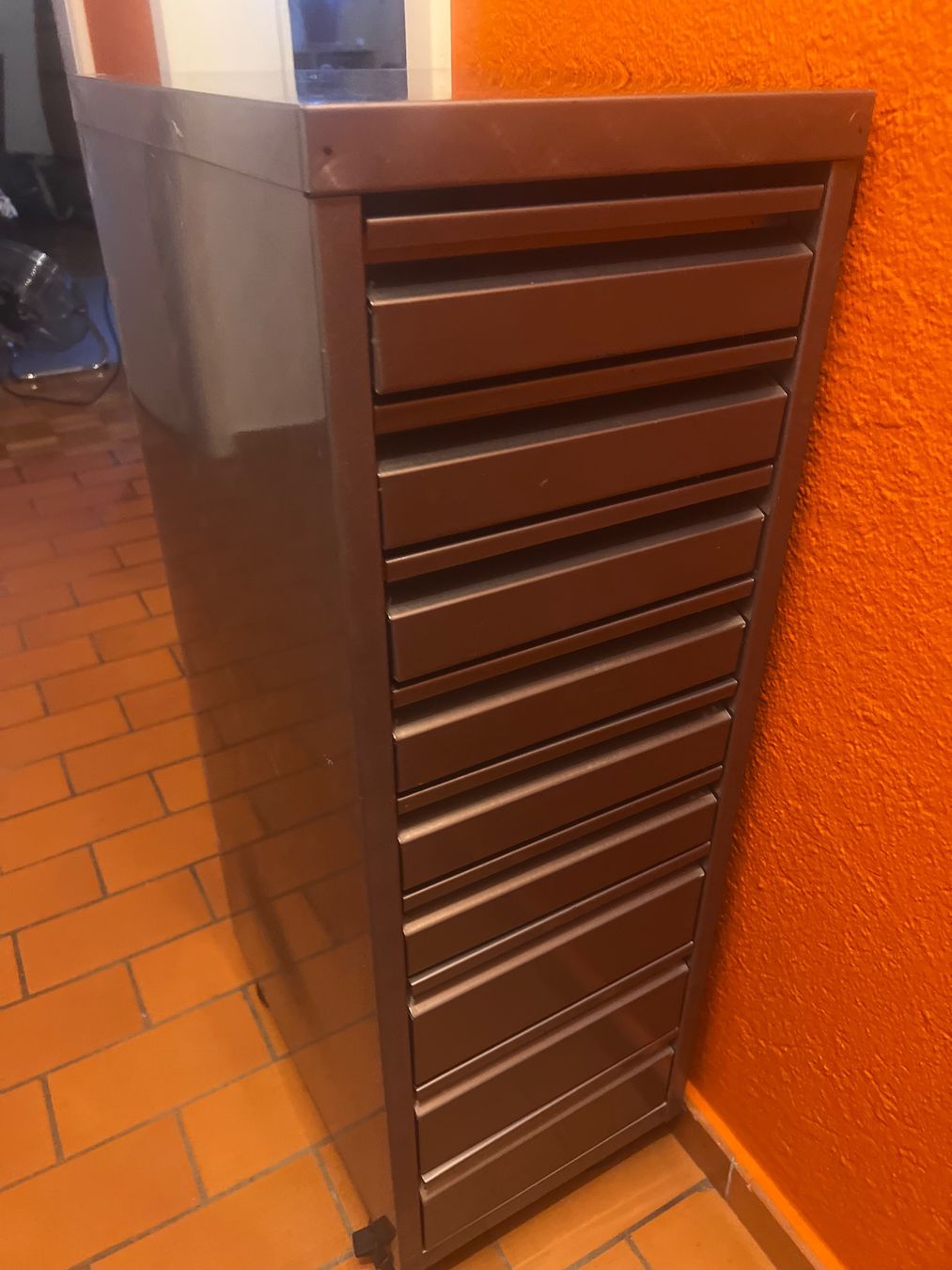 Korpus: Metall Schubladenschrank Rollcontainer 9 Schubladen – Gebraucht aus Oberengstringen von Cici7 3