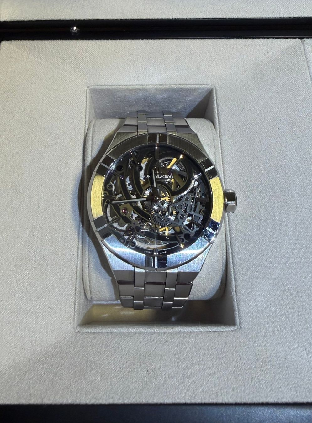 Maurice Lacroix Orologi: Maurice Lacroix AIKON Automatic Skeleton 45mm – Usato da Zürich venduto da PEACECOCOON 1