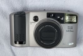 Minolta Riva Zoom 140ex Kamera Silber guter Zustand