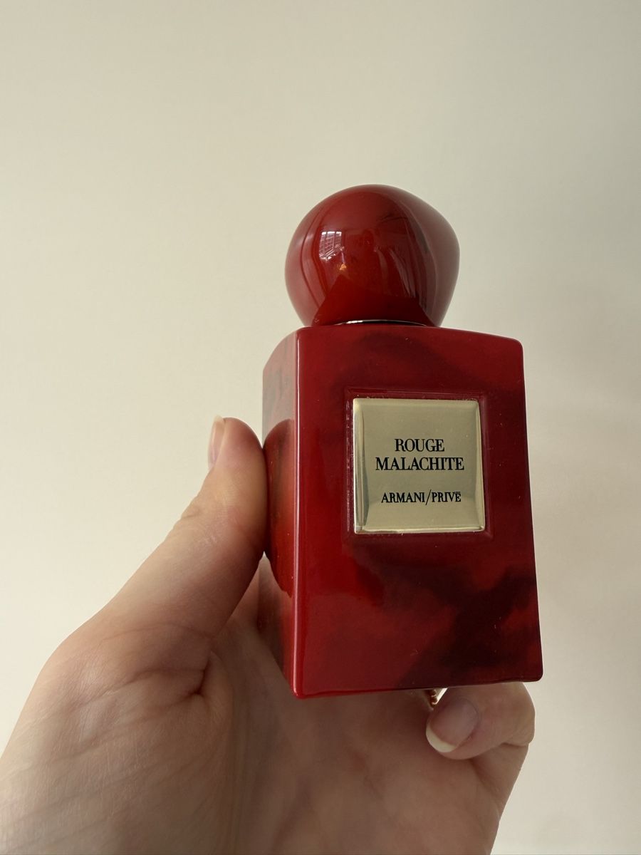 Armani Profumi & Eau de Toilette: Armani Privé - Rouge Malachite EDP – Usato da Bottmingen venduto da Itsclaire 1