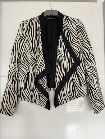 Stradivarius Jacke/Blazer mit Zebra Print Gr. S