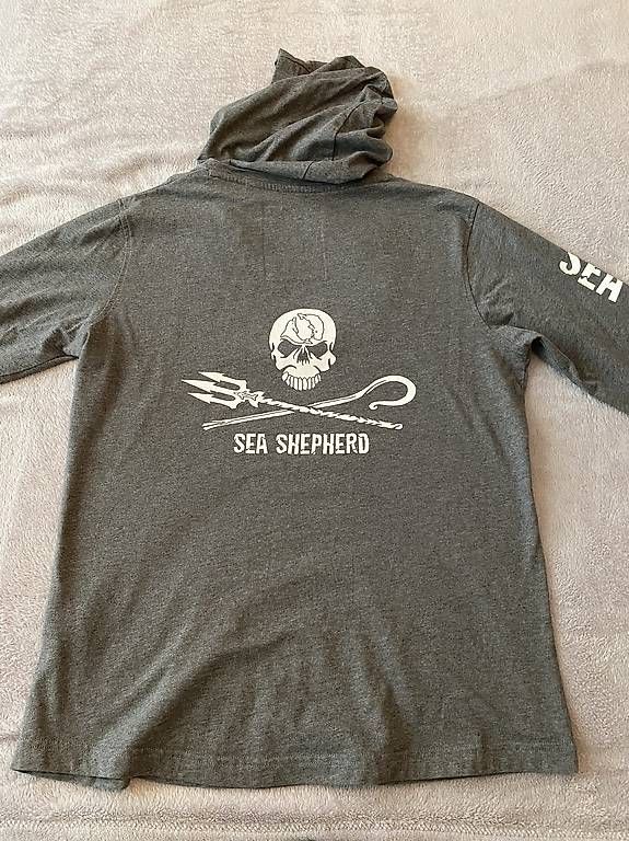 T-shirt: Sea Shepherd – Usato da Landquart venduto da Danni77 1