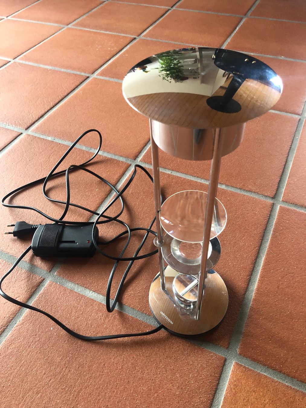 Lampen: Tischlampe "Universum" (Dia-Projektion) – Gebraucht aus Uster von Ko_73