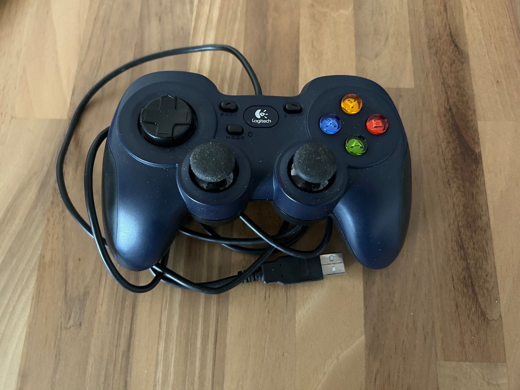 Logitec Gamepad F310 (Gebraucht) in Wetzikon ZH für CHF 12 – mit ...