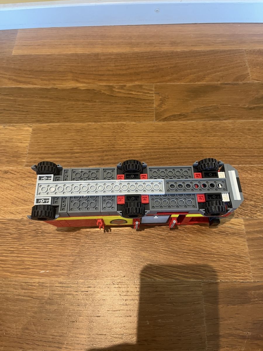 Lego Spielzeuge: Lego Feuerwehrauto – Gebraucht aus Adligenswil von linda-maria 3