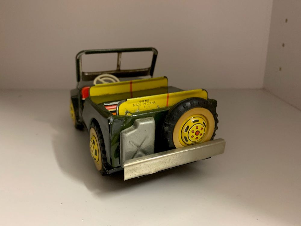 Jeep mit Friktionsmotor MF 722 3