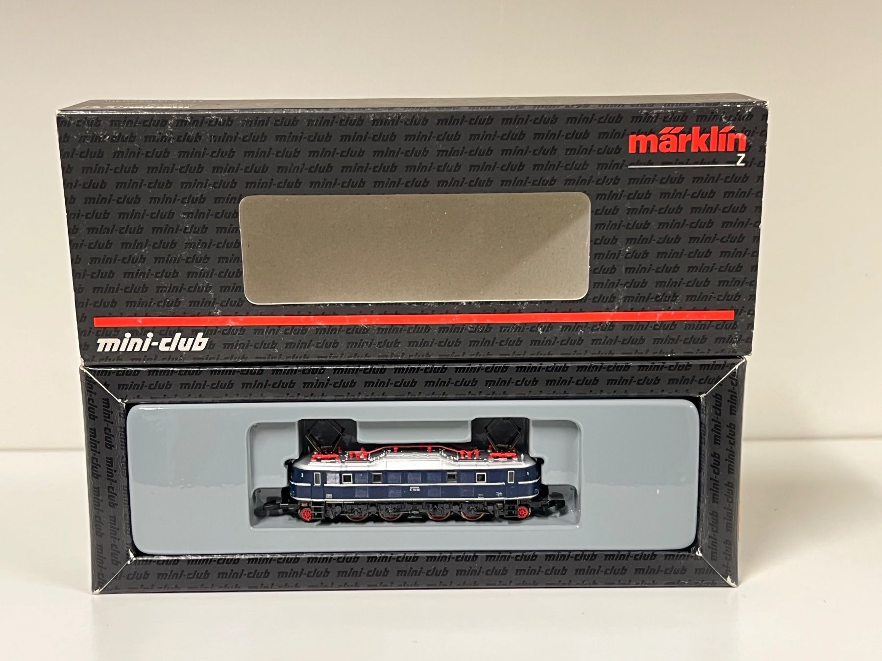Märklin Modellini di ferrovie: Märklin Spur Z 88080 DB E 18 06 – Nuovo e nell'imballaggio originale da Neuenhof venduto da ludovicco