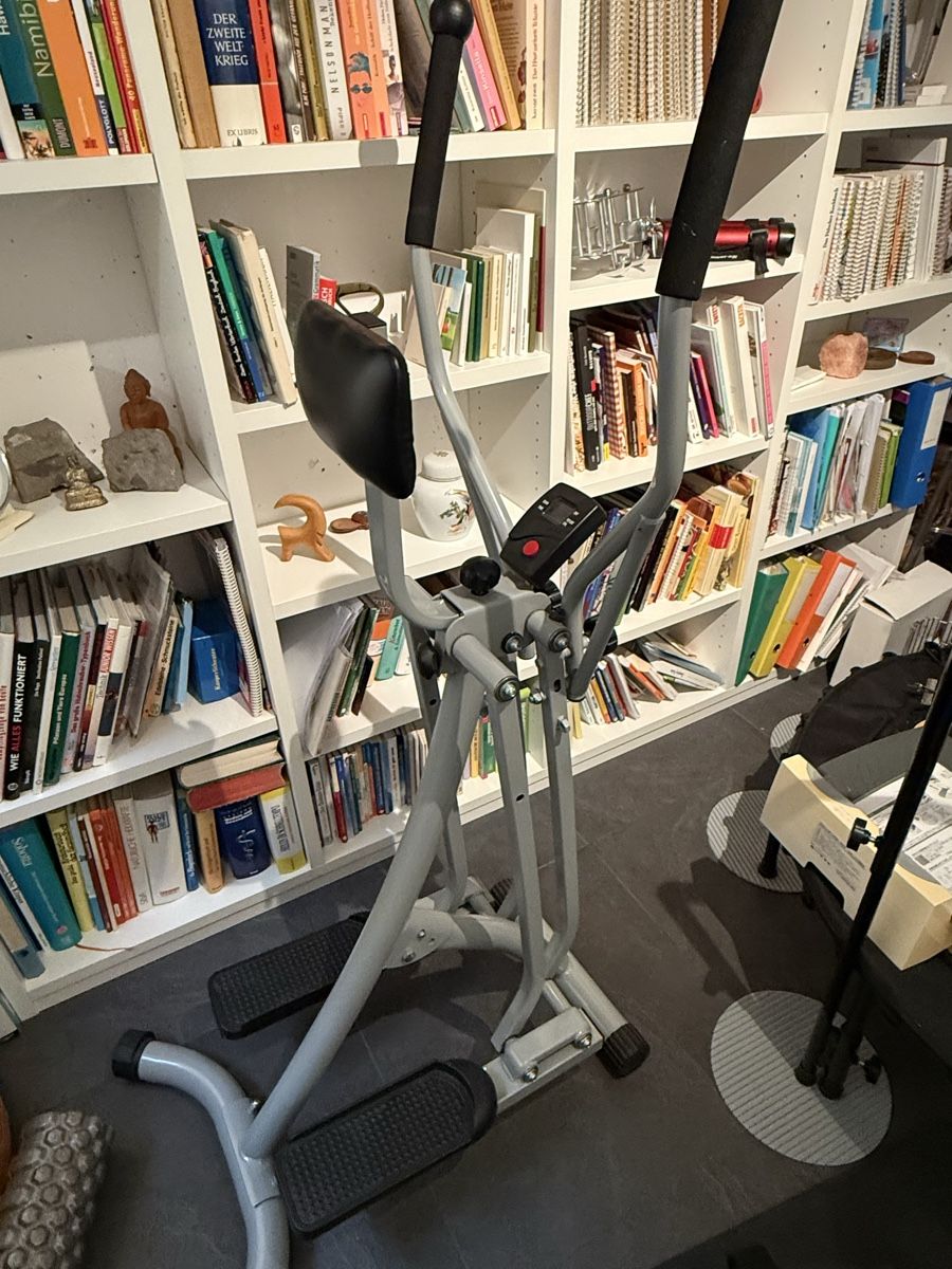 Hometrainer: Crosstrainer  – Usato da Egg b. Zürich venduto da spraycan13