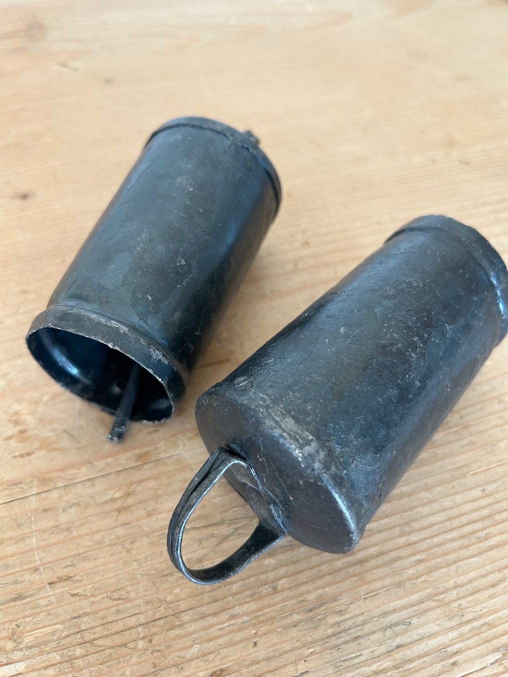 Campanacci mucche: Glocke metall schwarz – Nuovo (secondo la descrizione) da Fläsch venduto da sus_69xn 1