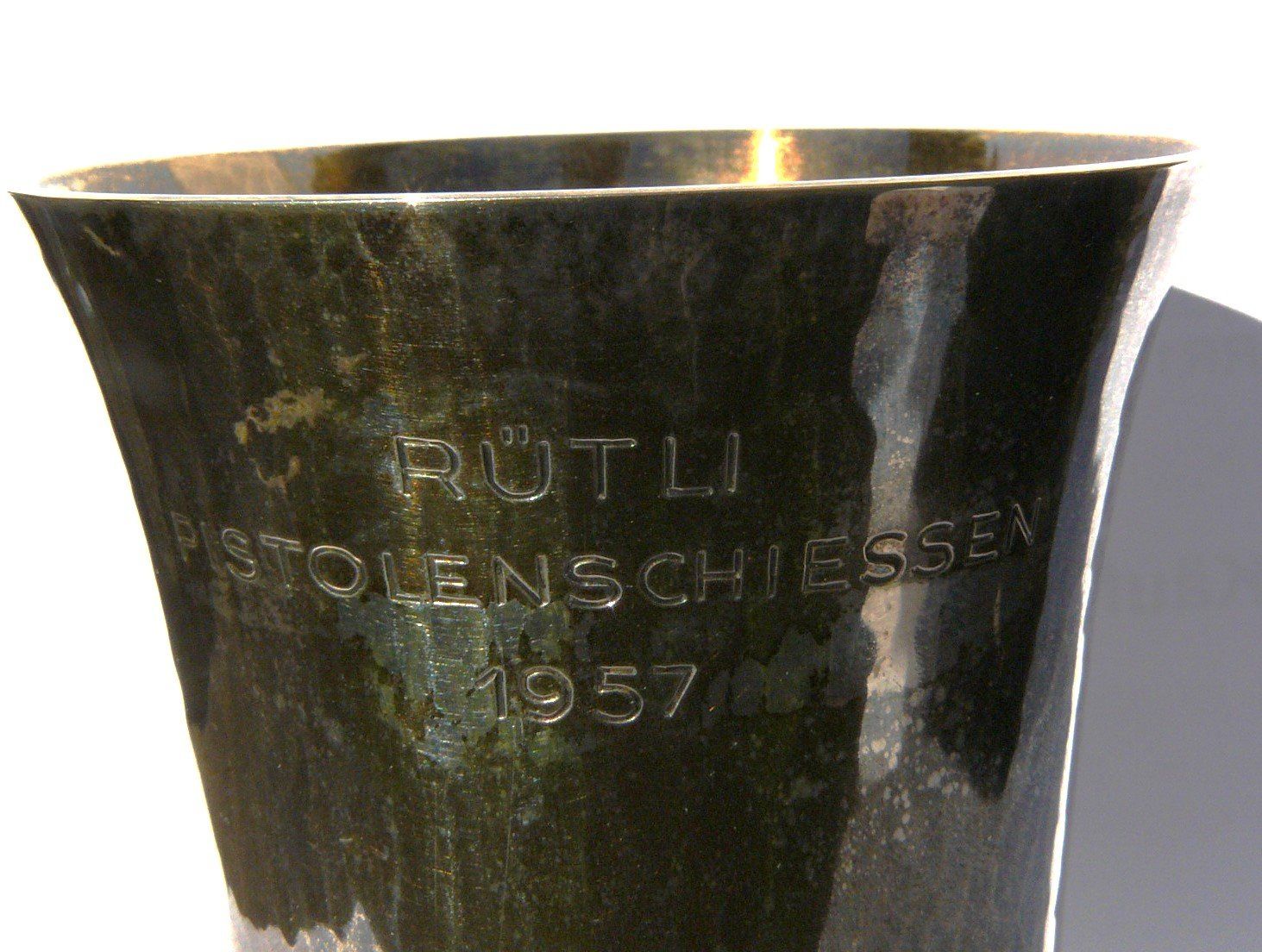 Altre raccolte & rarità: Rütli Pistolen Becher – Usato da Altdorf UR venduto da Gklmn 1