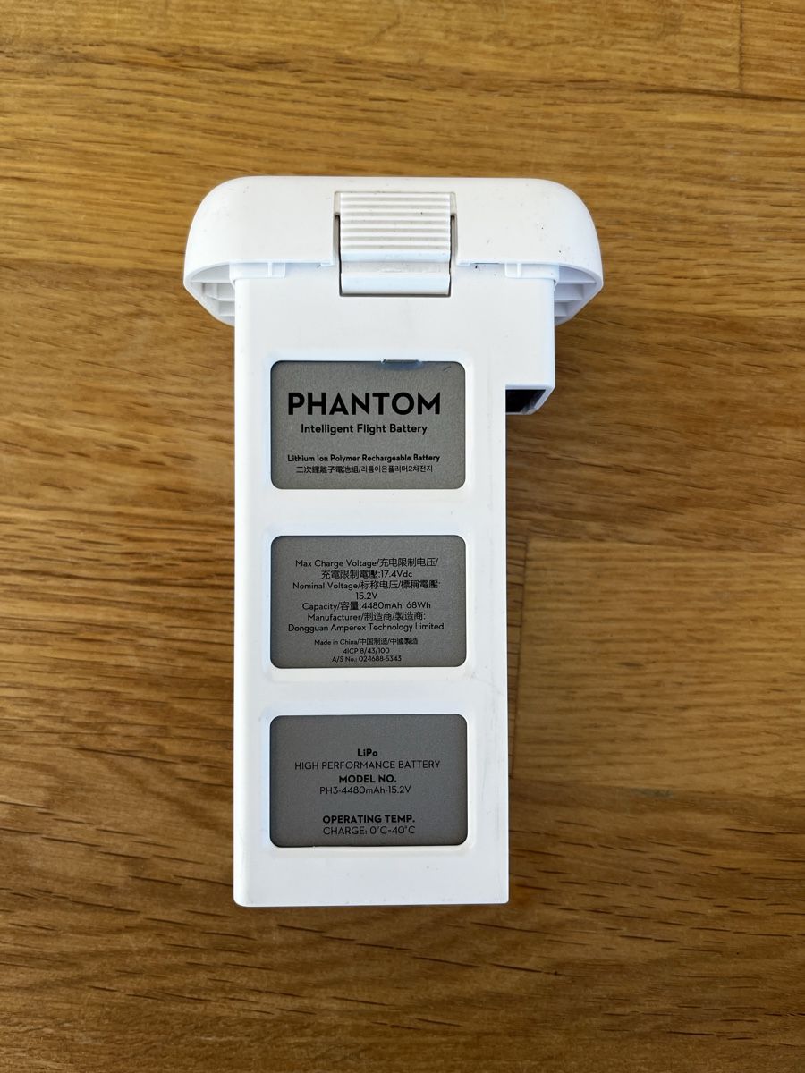 DJI RC Modellbau: DJI phantom 3 Standard – Gebraucht aus Adligenswil von  1